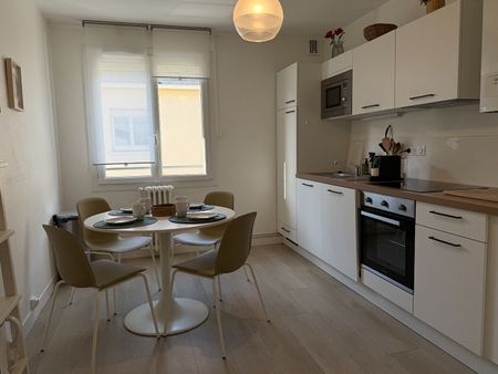 Location Appartement 2 pièces 60m² - Photo 2