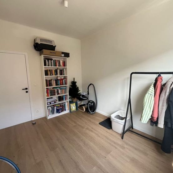 Appartement te huur - Photo 1