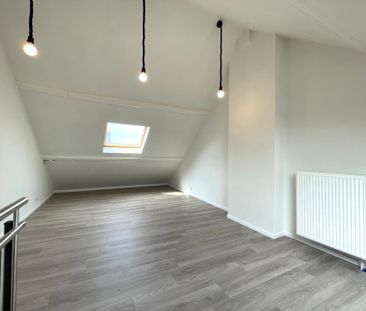 Gerenoveerde rijwoning met drie slaapkamers - Photo 4