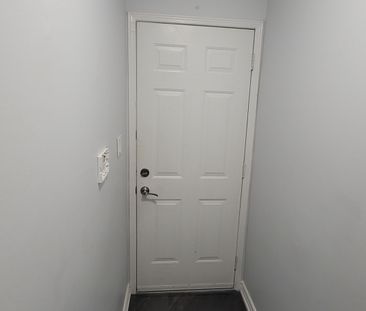 For Lease - 5794 Gant Crescent Unit# Basement, Mississauga, Ontario - Photo 4