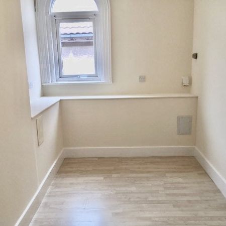 Fratton Road, Portsmouth - Photo 1