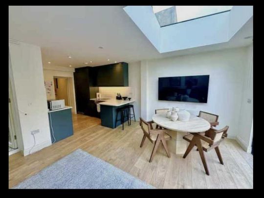 2 bedroom ground floor flat to rent - Photo 1