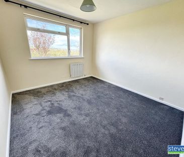 3 bedroom detached bungalow to rent - Photo 5