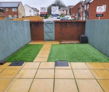 3 bedroom terraced house to rent - Photo 4