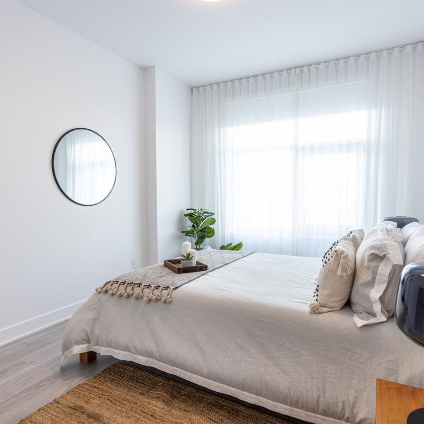 1 Bedroom - 900 Cure-Labelle Boulevard, Laval - Photo 1