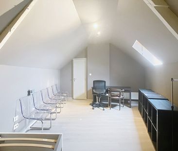 Charmante woning met drie slaapkamers in hartje Tienen! - Photo 5