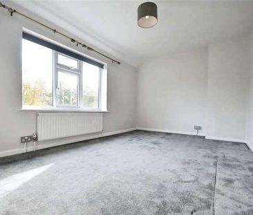 Heathway, Dagenham, RM9 - Photo 4