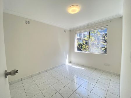 Home For Rent - Photo 3