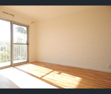 6/8 Murray Avenue, Mosman Park, WA 6012 - Photo 2