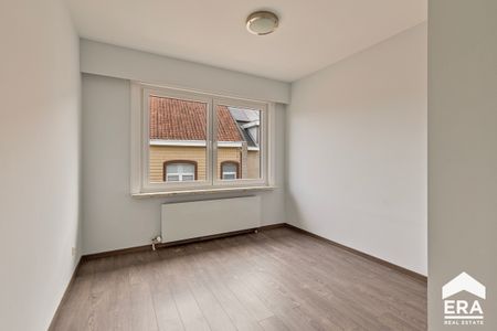 Ruime Bel-Etage Woning met 3 Slaapkamers in Sterreb - Photo 3