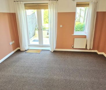 2 bedroom terraced house to rent - Photo 2