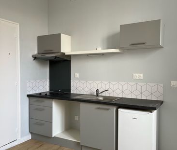 Location Appartement 2 pièces 30m² ANGOULEME 16000 - Photo 1