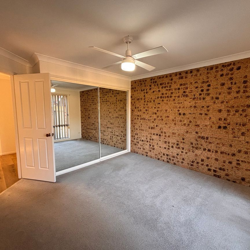 Comfortable Carisbrooke - Photo 1