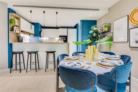 3 bedroom flat to rent - Photo 4