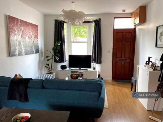 2 bedroom terraced house to rent - Photo 1