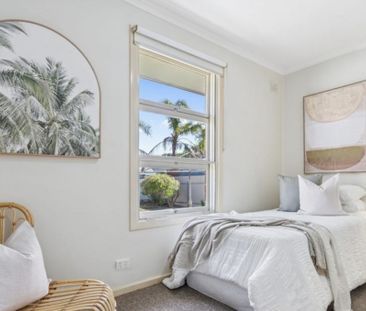 31 Adrian Street, Christie Downs SA 5164 - Photo 3