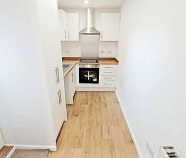 2 bedroom terraced house to rent - Photo 3
