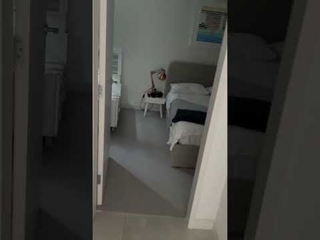 3 Bed Detached House, Morris Gardens, SW18 - Photo 5