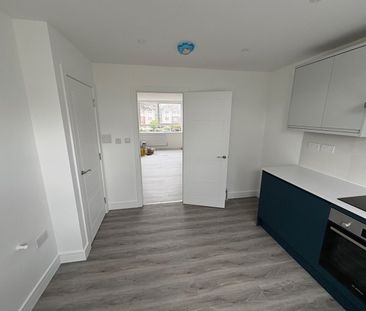 2 Bed Flat, Station Road, NW4 - Photo 5