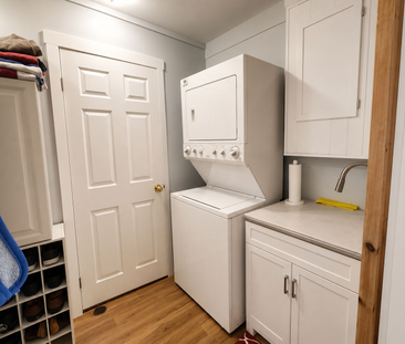 For Lease - 158 Escarpment Crescent, Collingwood, Ontario - Photo 3