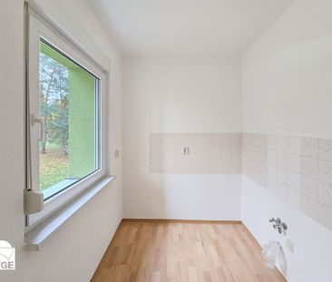 Schöne helle 2-Raum-Wohnung mit Balkon im Erdgeschoss - Foto 1