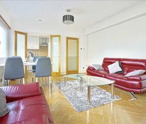 1 Bedrooms Flat to rent in The Metropole Apartment, Hitlton Metropole Court, Brighton BN1 | £ 475 - Photo 1