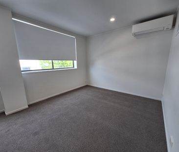 Beautifully Renovated, Perfectly Located - Photo 5