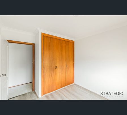 16 Hurst Place, Safety Bay, WA 6169 - Photo 1