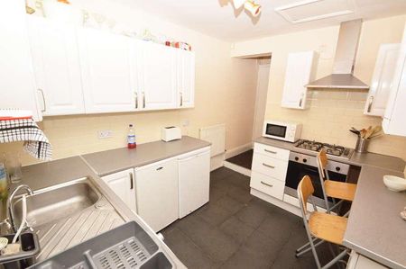 Olivia Grove, Rusholme, Manchester, M14 - Photo 5