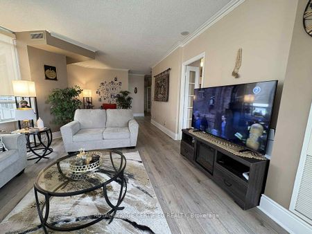 For Lease - 3888 Duke of York Boulevard Unit# 3024, Mississauga, Ontario - Photo 5