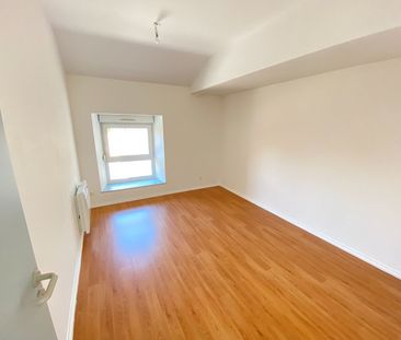Location Appartement 3 pièces 73m² - Photo 2