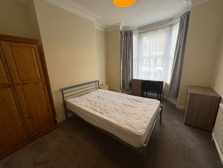 Stanley Street, Haxby Road - P1335 - Photo 5