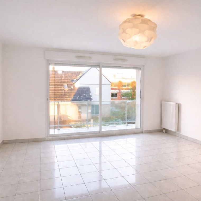 Location Appartement 2 pièces 43m² LA MADELEINE 59110 - Photo 1