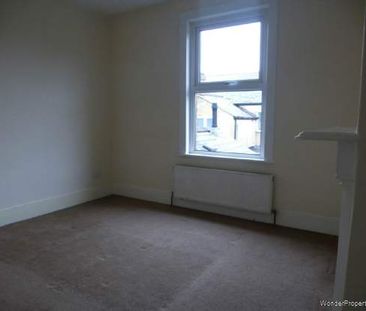 2 bedroom property to rent in Reading - Photo 5