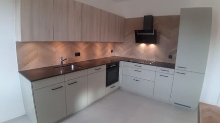 Rue de la République 3 - appartement au 4ème Ouest - Photo 3