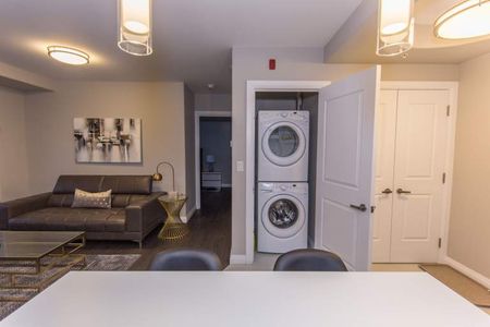 apartments at 1310 Nesbitt Drive (Bldgs D, E, F) - Photo 3