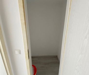 freundlich helle 2-Zi-WE am Neumarkt zu vermieten - Photo 4