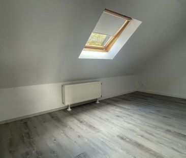 Mönchengladbach - Hehn - modernisierte Dachgeschosswohnung mit Küch... - Photo 6