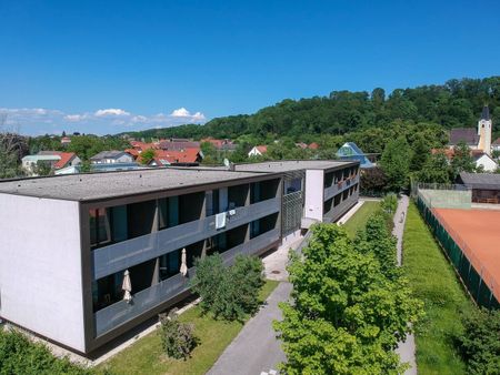 Betreutes Wohnen in Ernsthofen – schöne Garconniere im Obergeschoss mit herrlicher Loggia - Photo 2