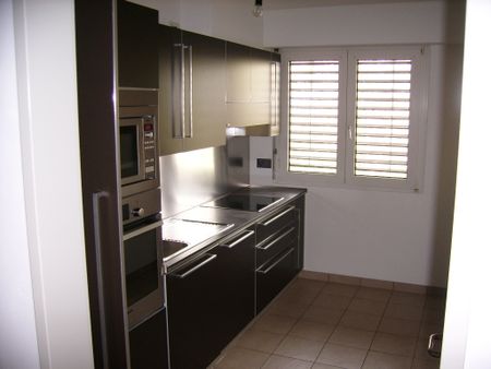 Balerna, spaziosi appartamenti 4.5 locali da CHF 1.200 mensili - Photo 3