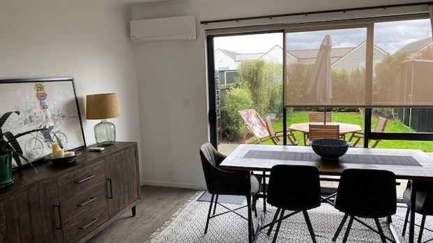 Fantastic in Hobsonville! - Photo 1