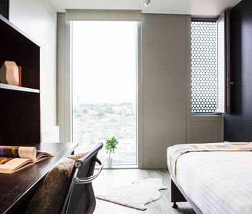 Silver Studio City View Mid Level - Photo 6