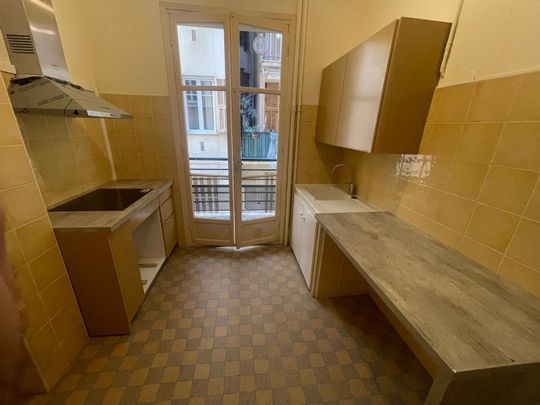 Location Appartement 4 pièces 82m² NICE 06000 - Photo 1