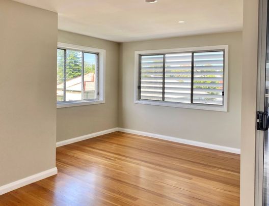 1/8a Bourke Street, Adamstown - Photo 1