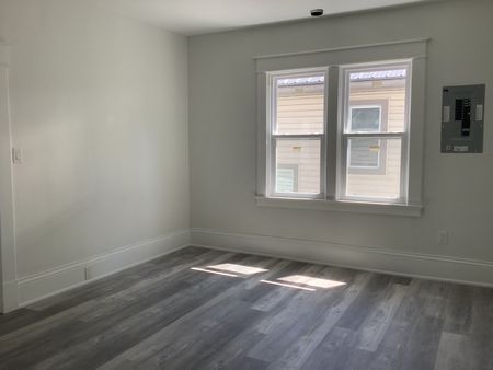 For Lease - 90 Kent St Street Unit# 3, Haldimand, Ontario - Photo 3