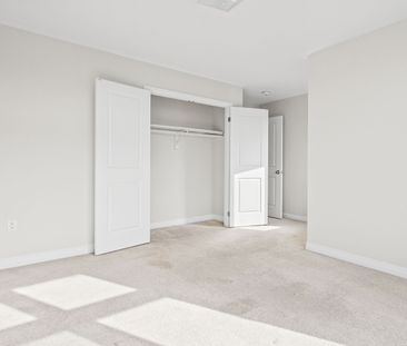 For Lease - 123 Yacht Drive, Clarington, Ontario - Photo 2
