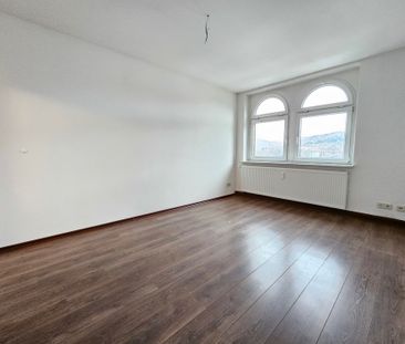 Schöne geräumige Dachgeschosswohnung in Stadtvilla - Photo 5