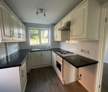 3 bedroom detached house to rent - Photo 5