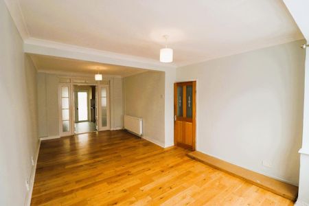 3 bedroom terraced house to rent - Photo 2