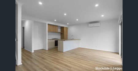 Brand-New 4-Bedroom Townhouse in Grand View Estate - Photo 4